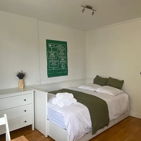 Nest Next To Spire *